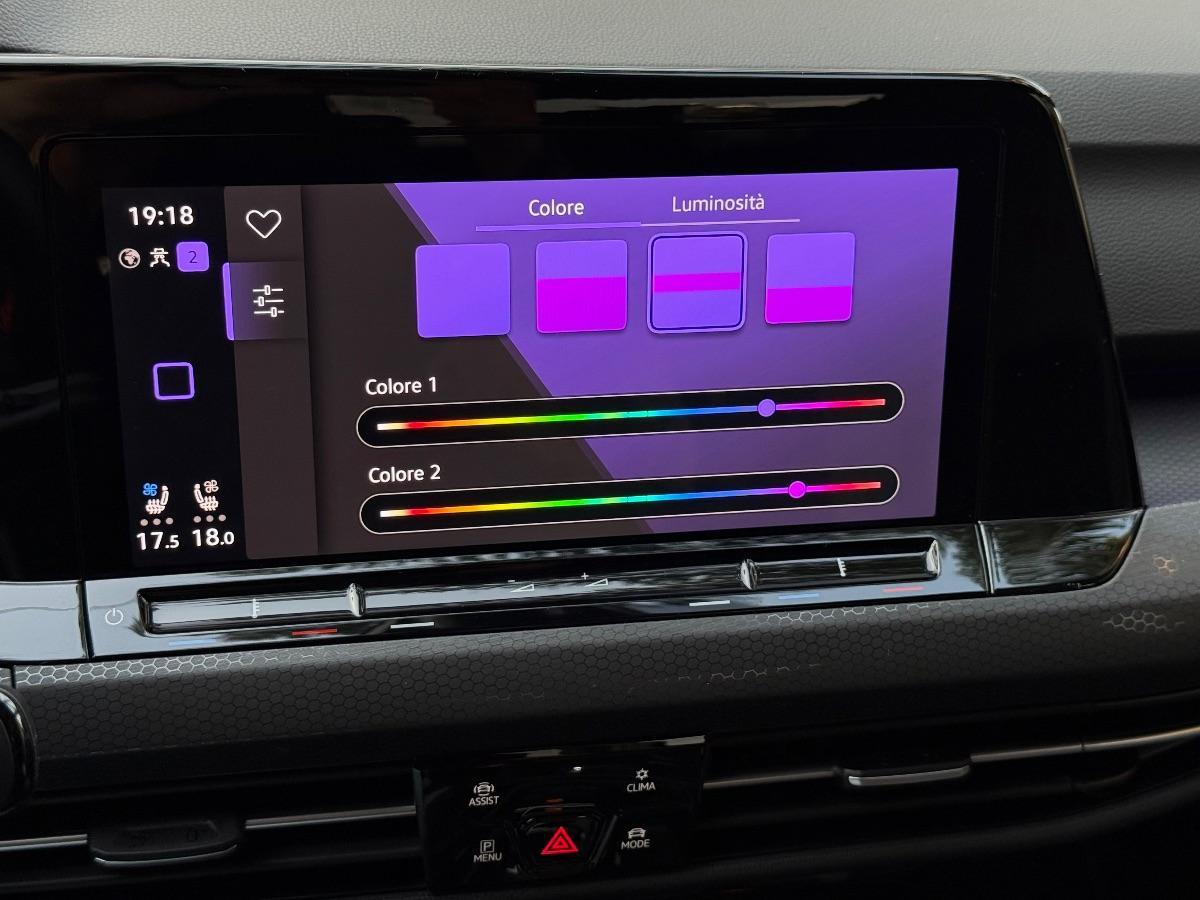 Volkswagen Golf 8 GTI 2.0 TSI 245 CV