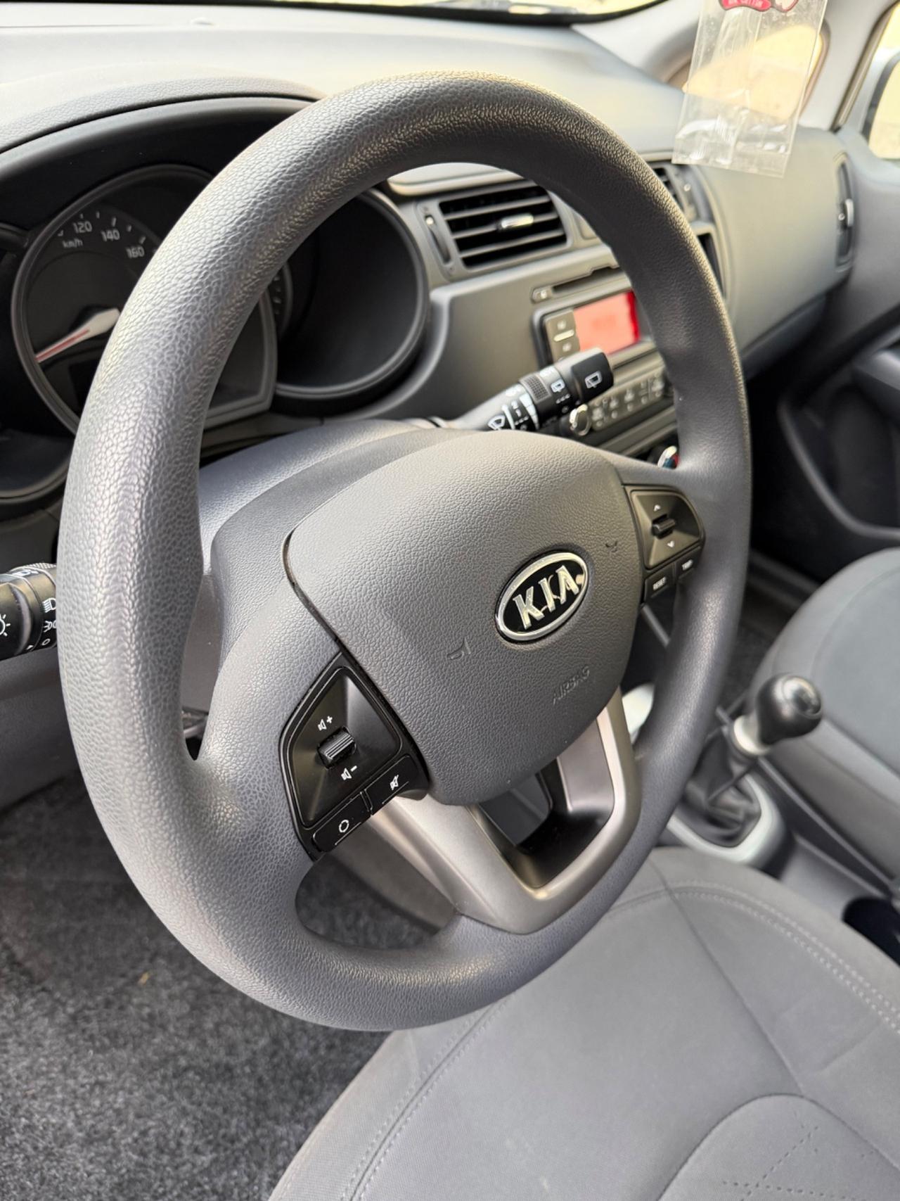 Kia Rio 1.2 CVVT 5p. Cool