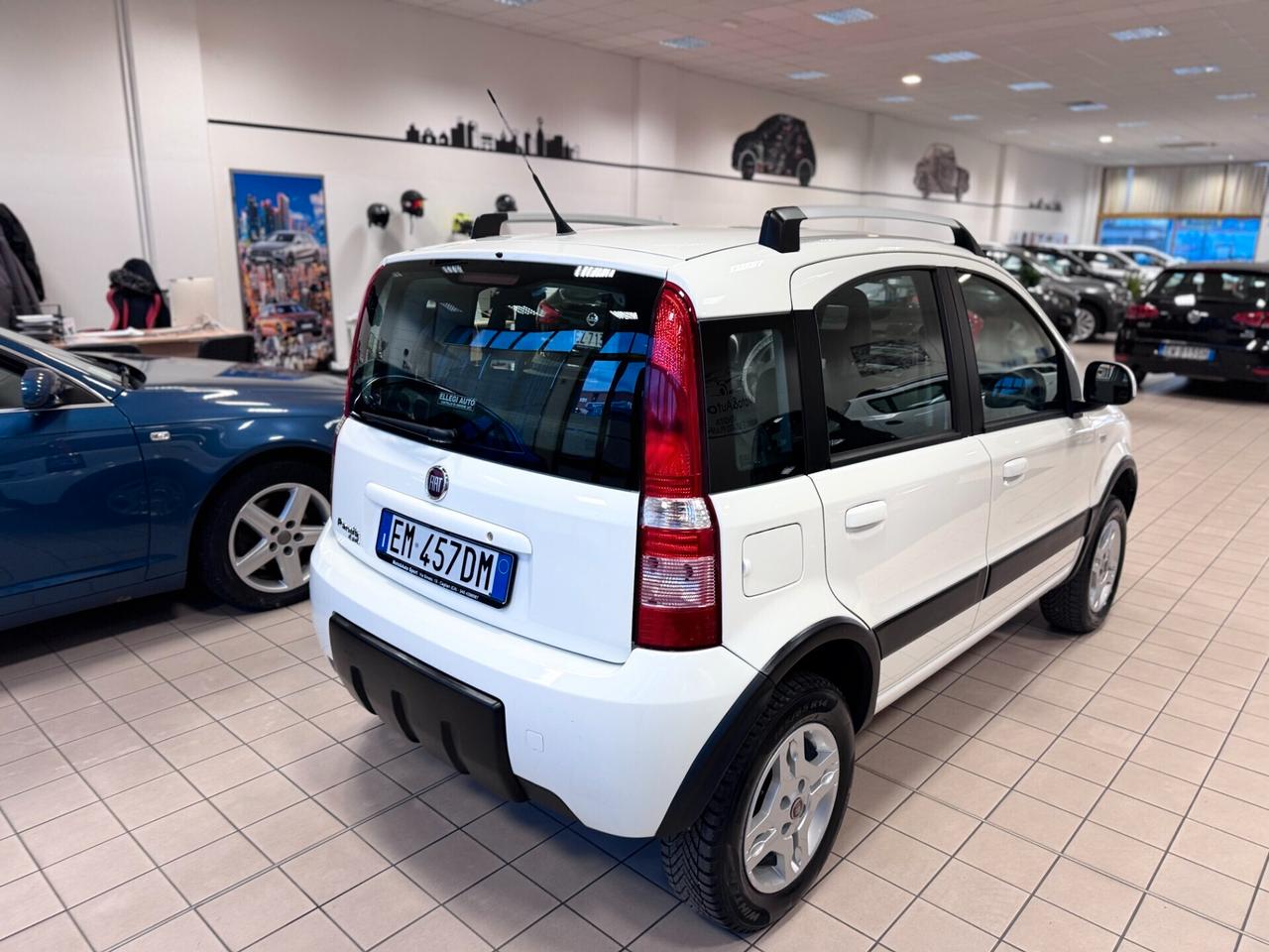 Fiat Panda 1.3 MJT 16V DPF 4x4 Climbing