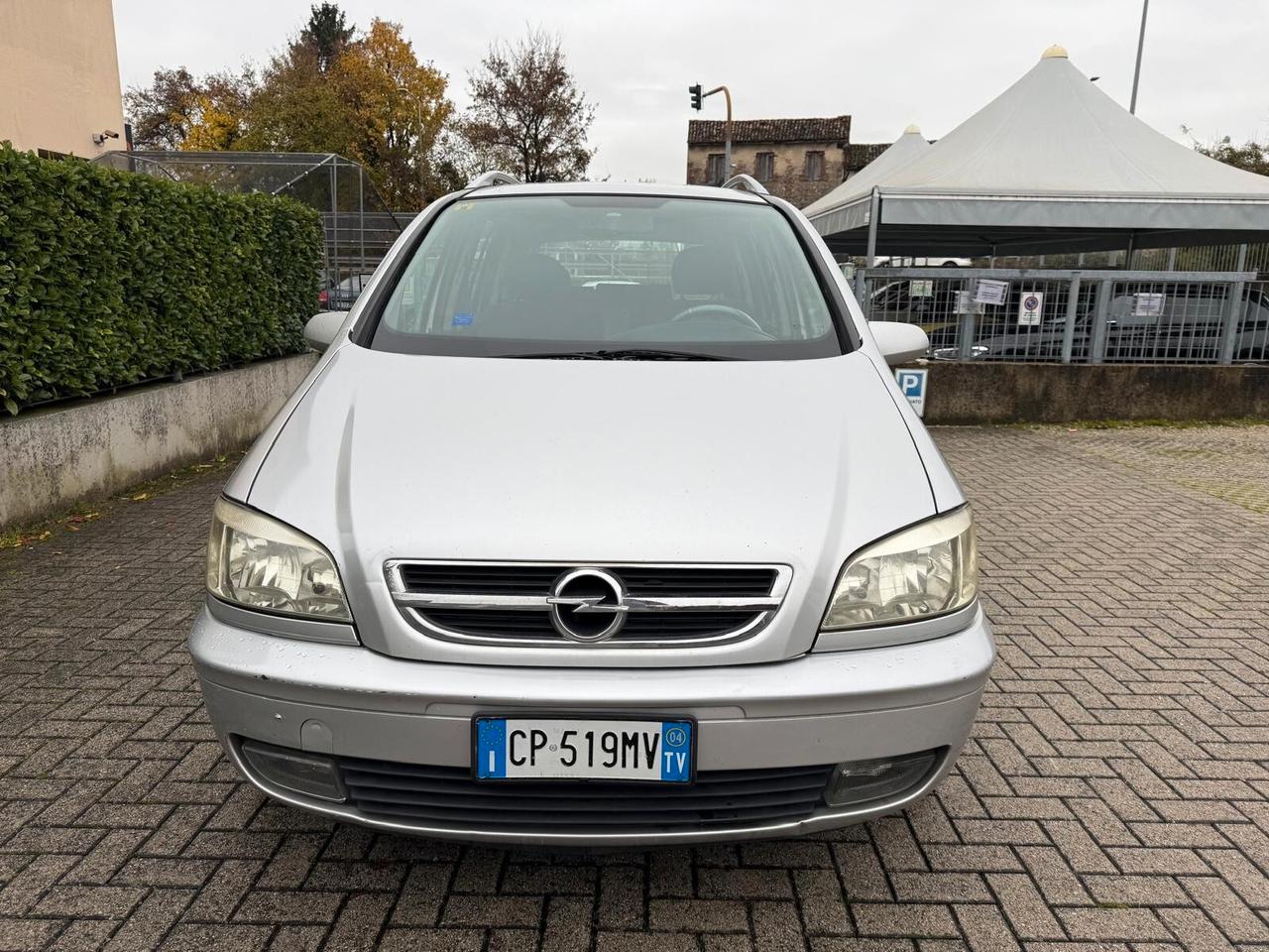 Opel Zafira Elegance 7 POSTI