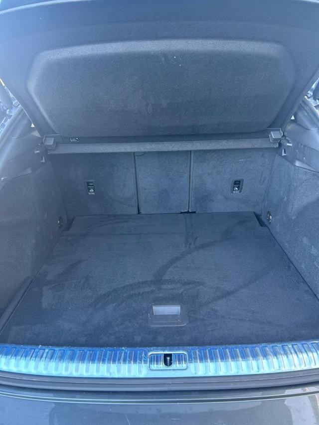 AUDI Q3 SPB 35 TDI S tronic S line edition