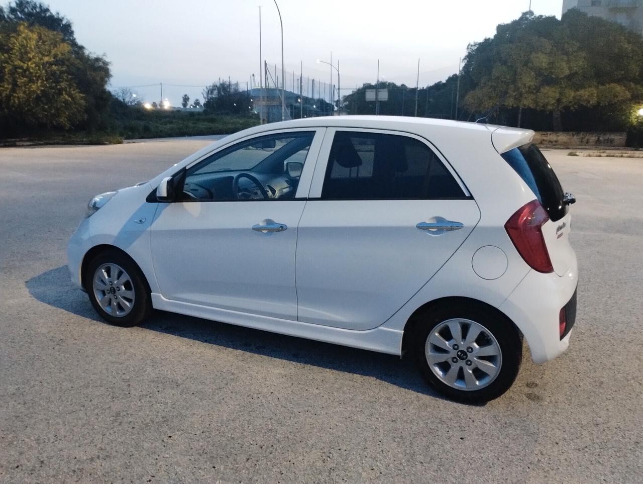 Kia Picanto 1.0 12V 5 porte Glam