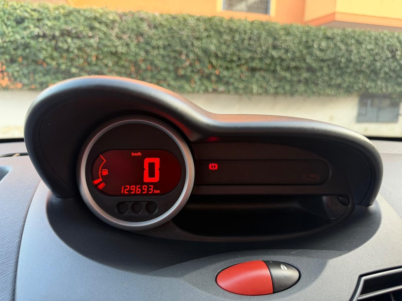 Renault Twingo 1.2 16V LEV Miss Sixty