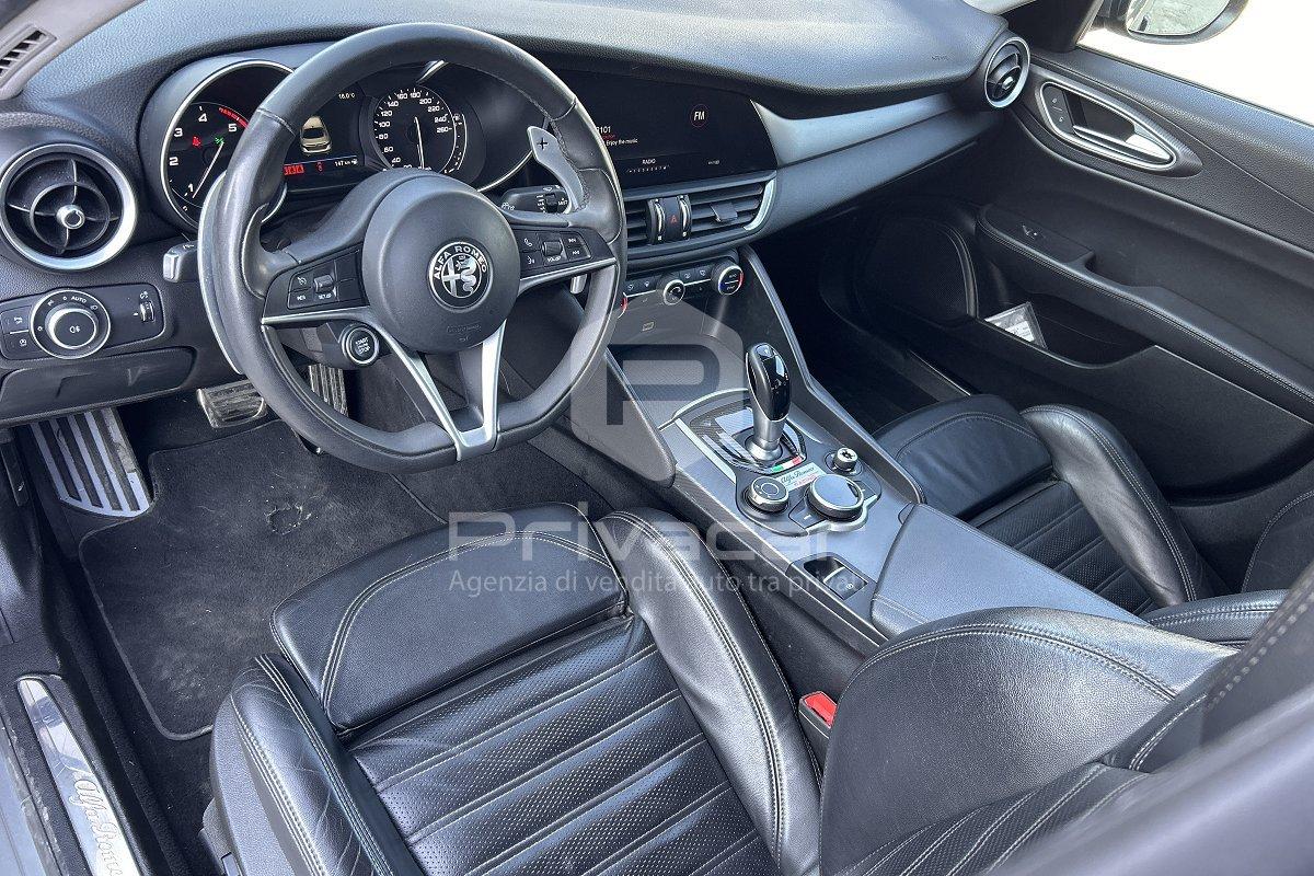 ALFA ROMEO Giulia 2.2 Turbodiesel 210 CV AT8 AWD Q4 Veloce