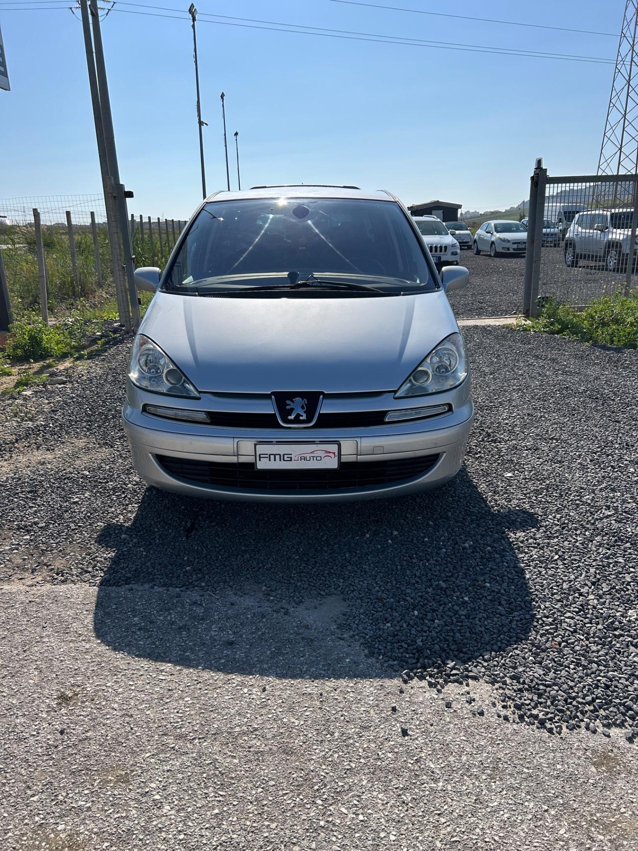 Peugeot 807 2.0 HDi FAP SR