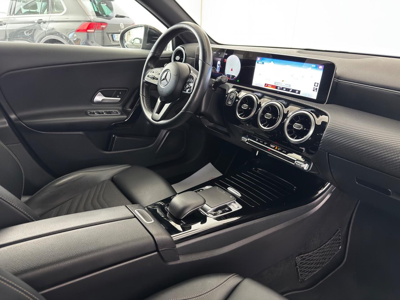 Mercedes-benz A 180 Automatic Sport 136cv