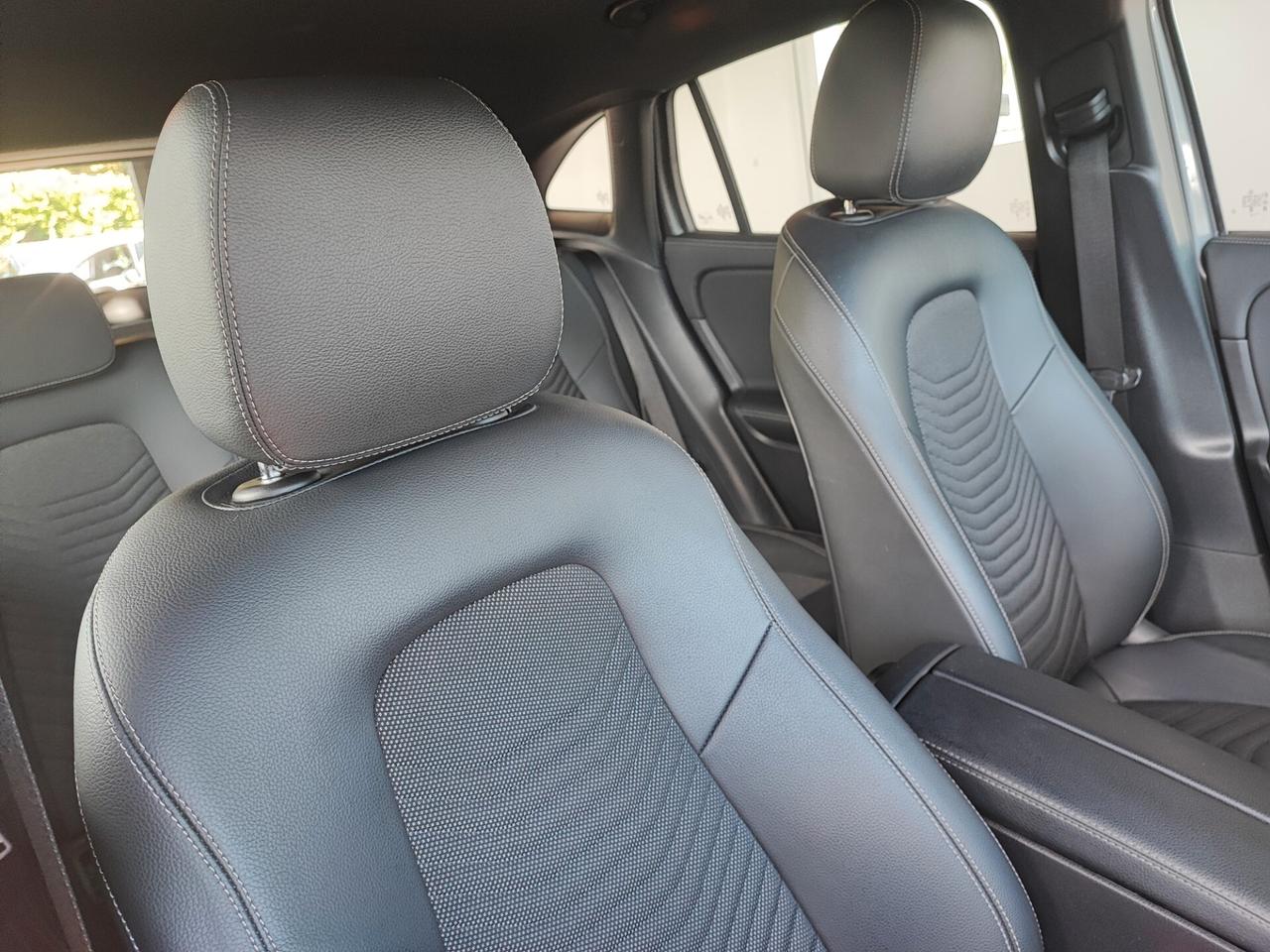 Mercedes-benz GLA 200 d Automatic Premium