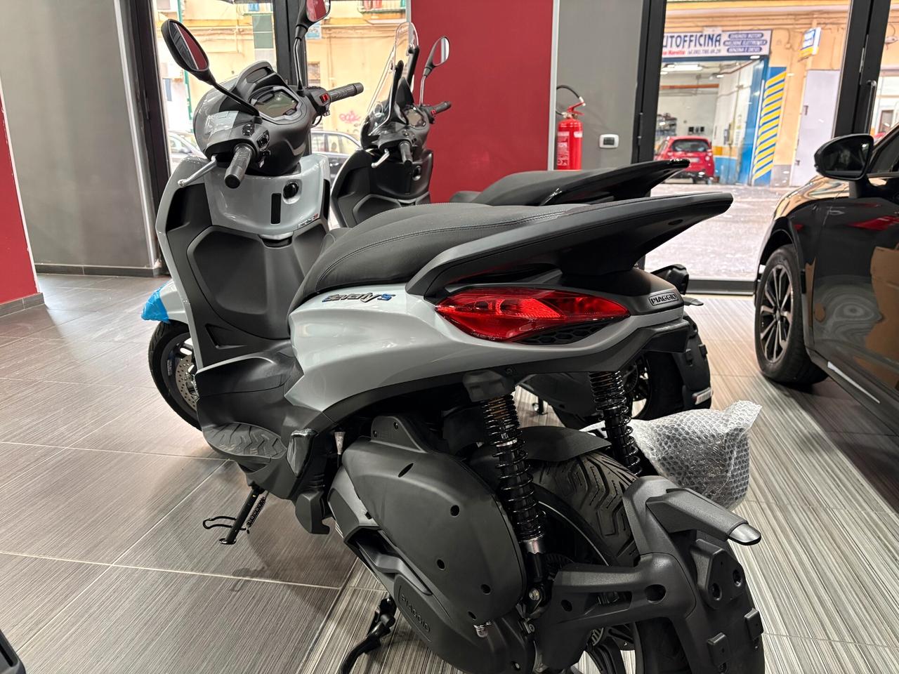 Piaggio Beverly 300 S 310 HPE My2025 - Vari colori - Euro5