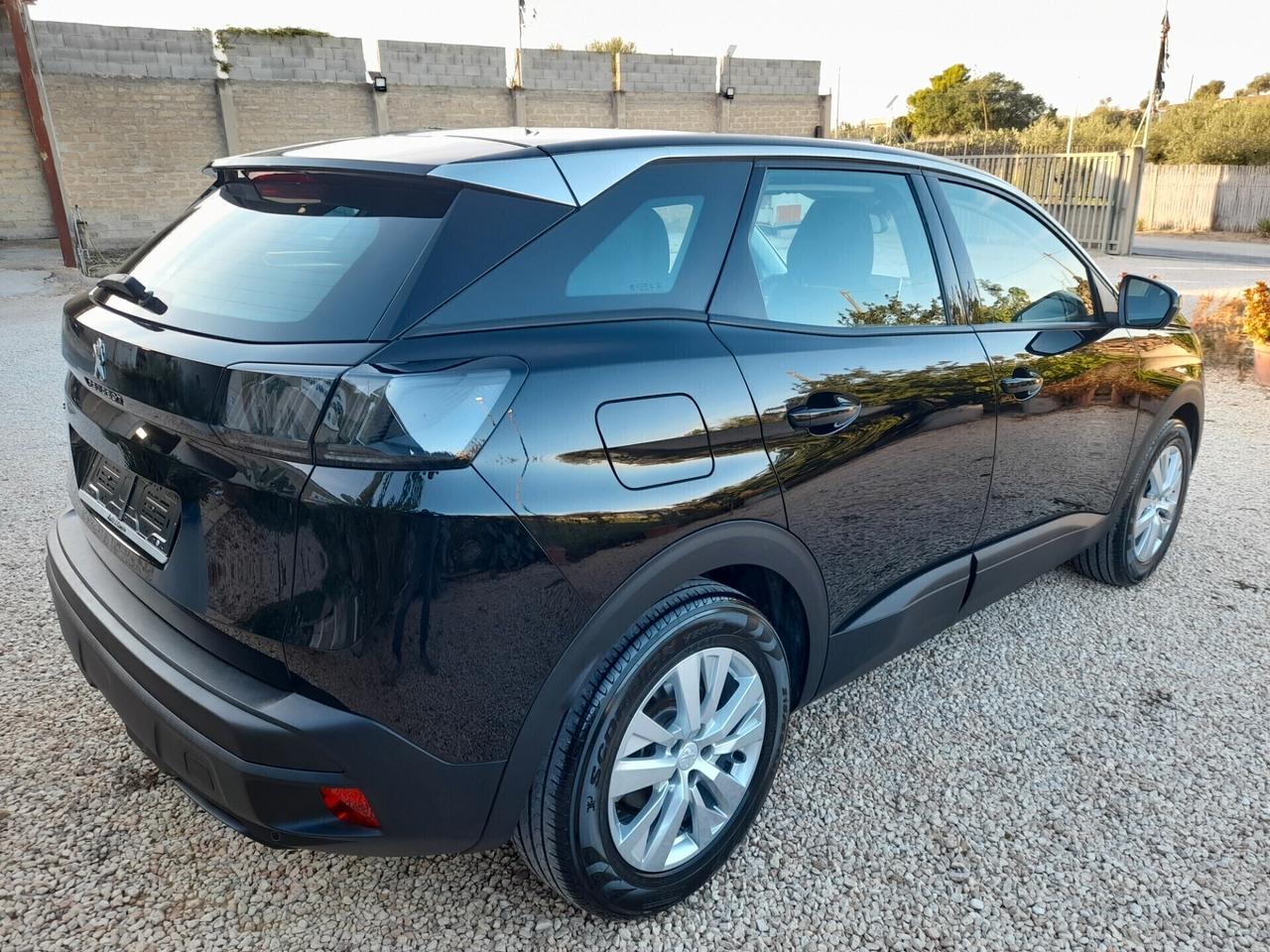 Peugeot 3008 BlueHDi 130 CAMBIO MANUALE ANNO 2022