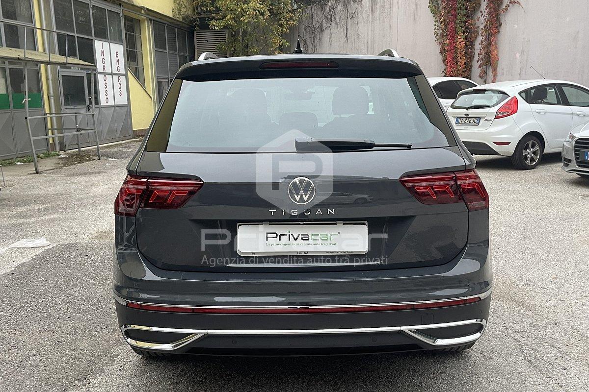 VOLKSWAGEN Tiguan 2.0 TDI 150 CV SCR DSG R-Line