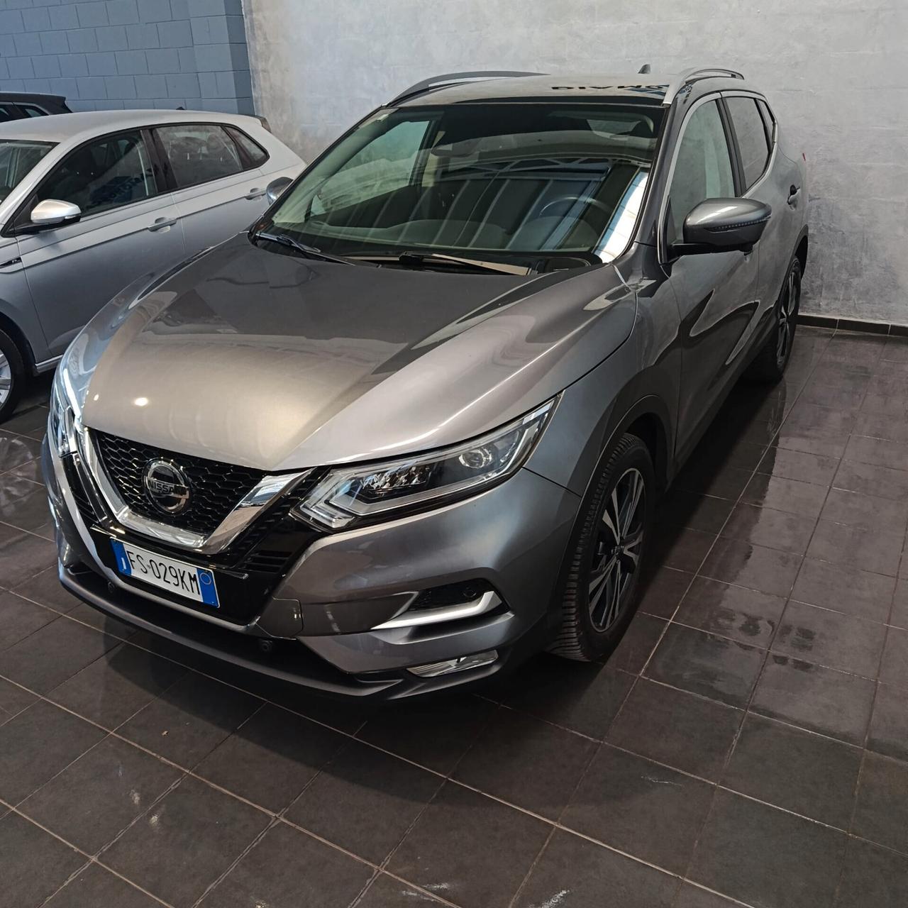 Nissan Qashqai 1.2 BENZINA AUTOMATICA NEOPATENTATI