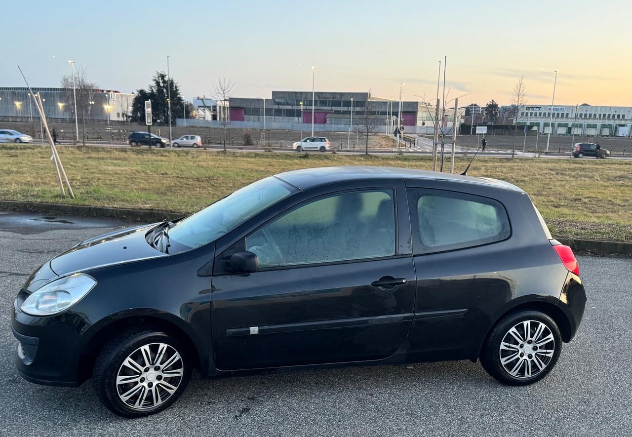 Renault Clio 1.2cc Gpl 2030 (Su Appuntamento)