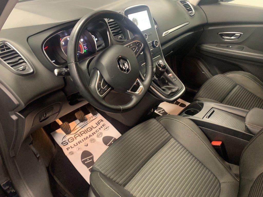 Renault Grand Scenic 1.7 dCi 7 POSTI Intens