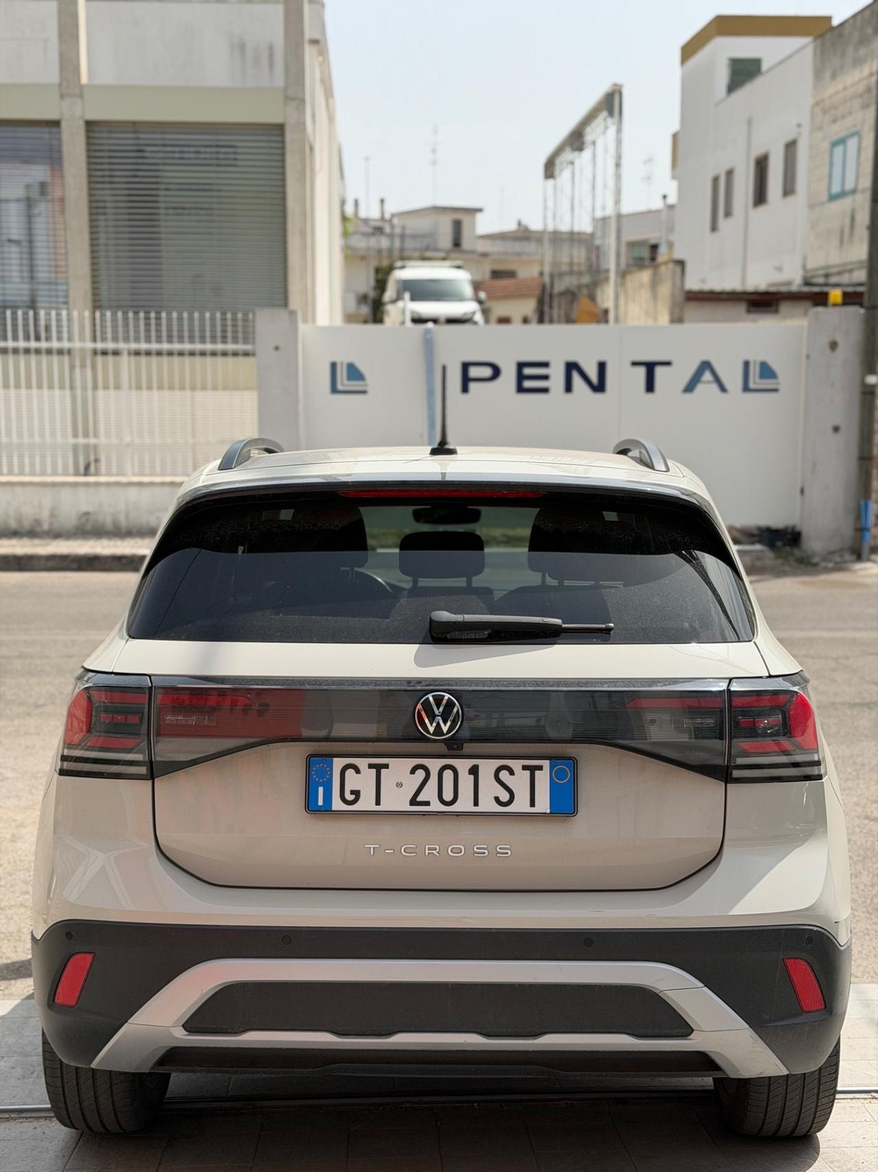 Volkswagen T-Cross 1.0 110 cv TSI Life-2024/LED/SENSORI