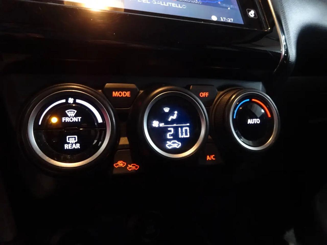 Suzuki Swift 1.2 Hybrid Top