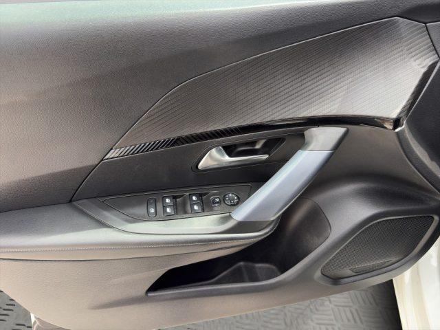 PEUGEOT 2008 BlueHDi 130 S&S EAT8 GT Line