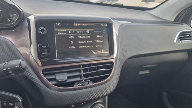 PEUGEOT 2008 1° serie 1.6 e-HDi 92 CV Stop&Start Allure