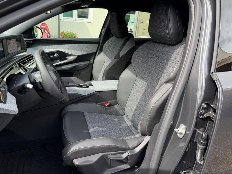 Peugeot 3008 Hybrid 145 Allure e-DCS 6