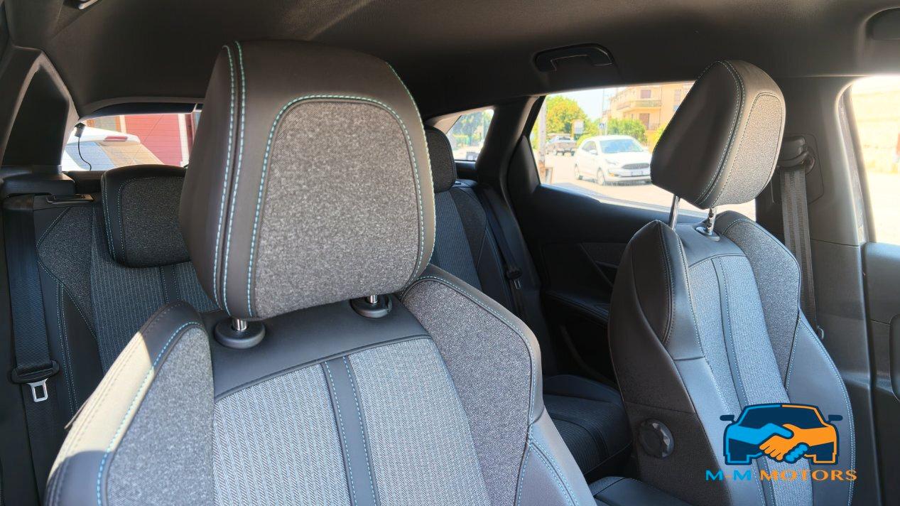 Peugeot 3008 30080 Allure Pack 130cv