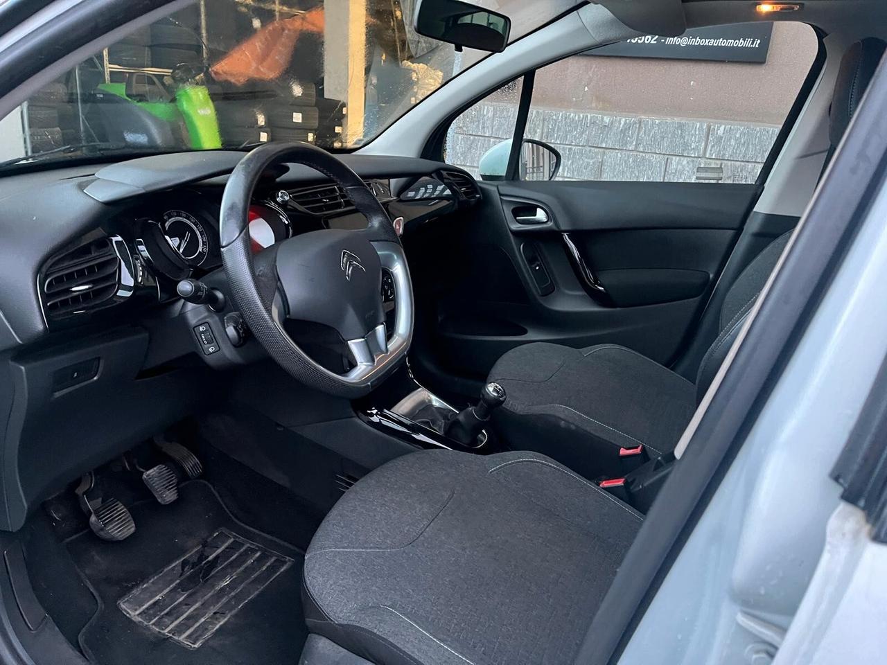 Citroen C3 1.2 puretech Exclusive 82cv-DISTRIBUZIONE FATTA