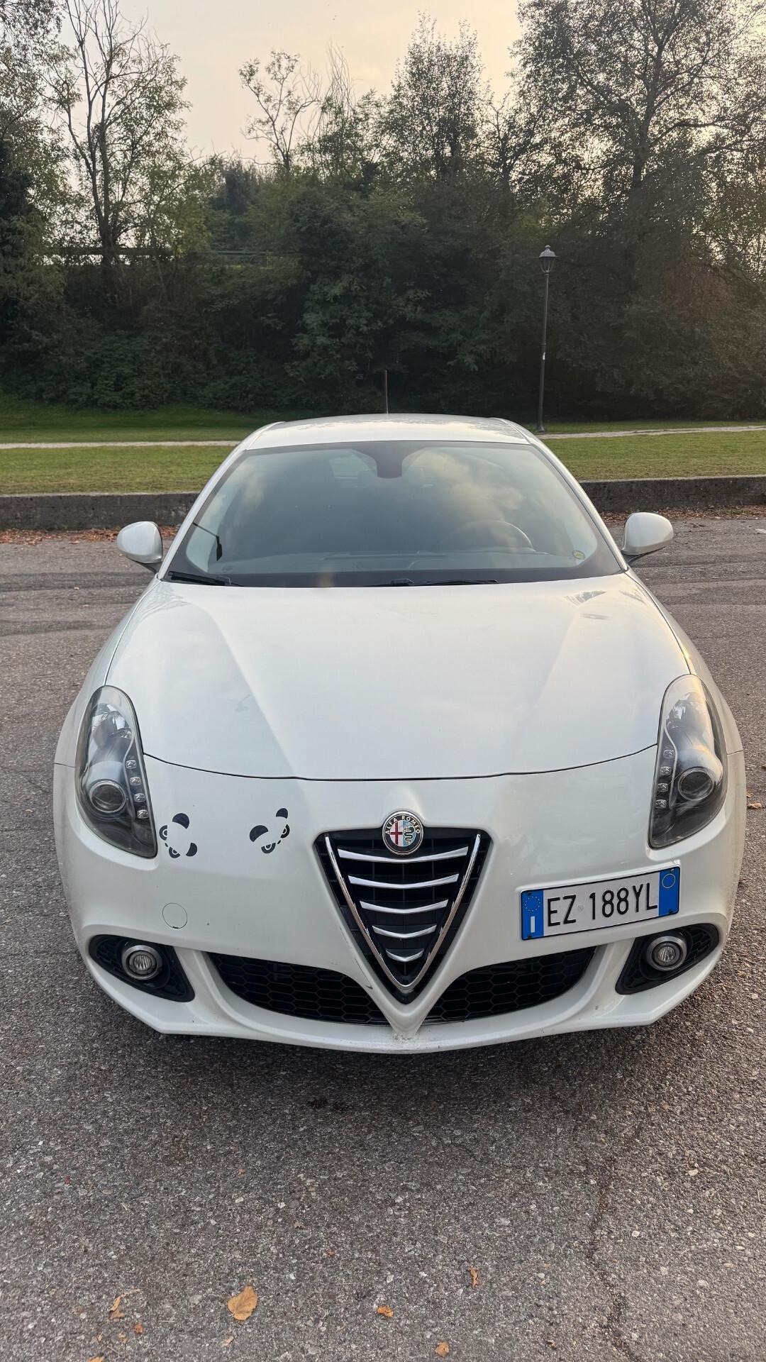Alfa Romeo Giulietta 1.6 Distinctive