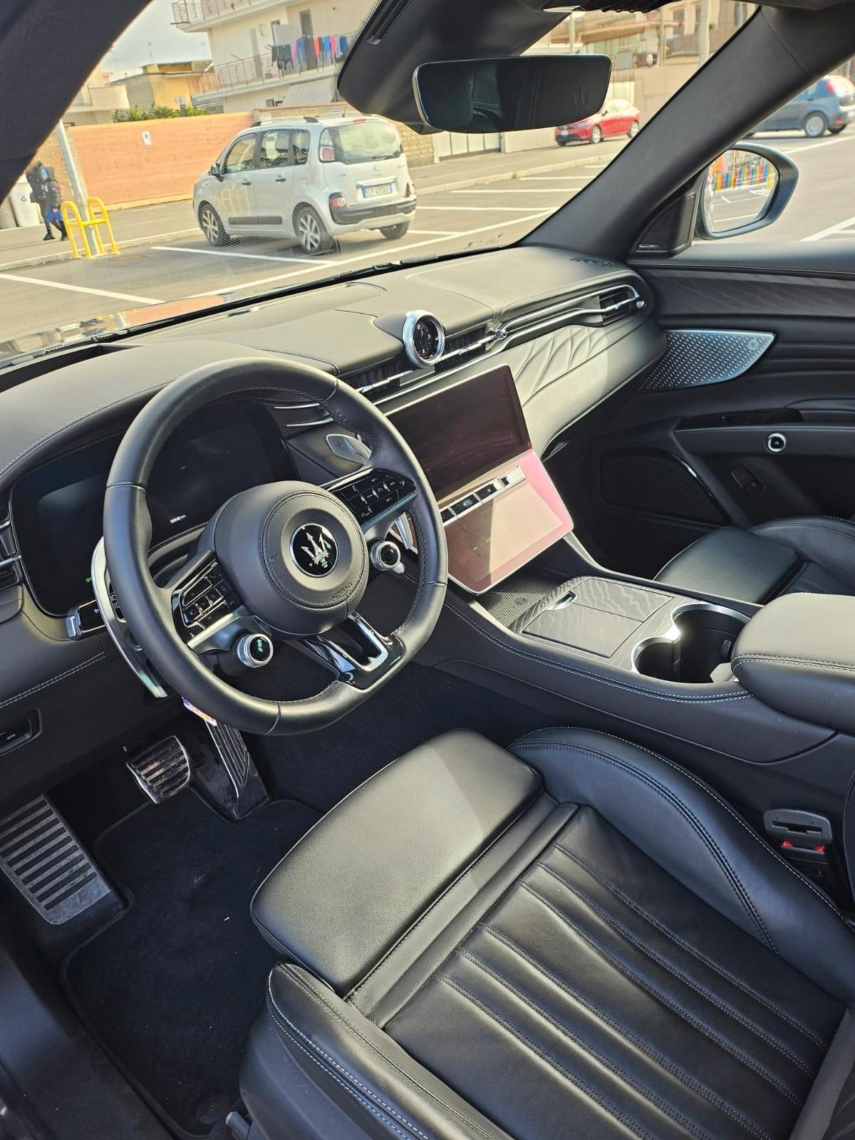 Maserati Grecale MHEV 330 CV AWD Modena