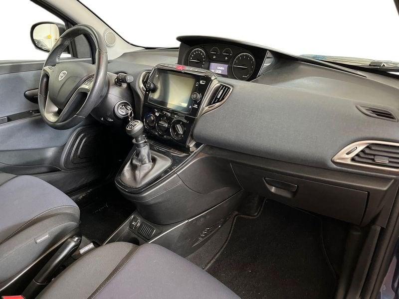 Lancia Ypsilon III 2021 1.0 firefly hybrid Gold Plus s&s 70cv