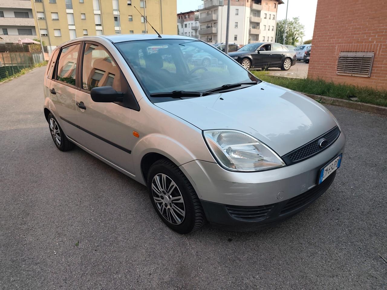 Ford Fiesta 1.2 Benz 5p 1° proprietario