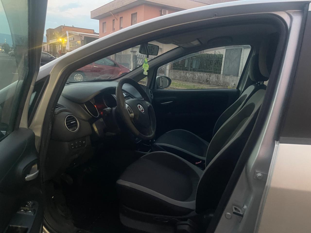 Fiat Punto 1.2 8V 5 porte Benzina-Metano 2013