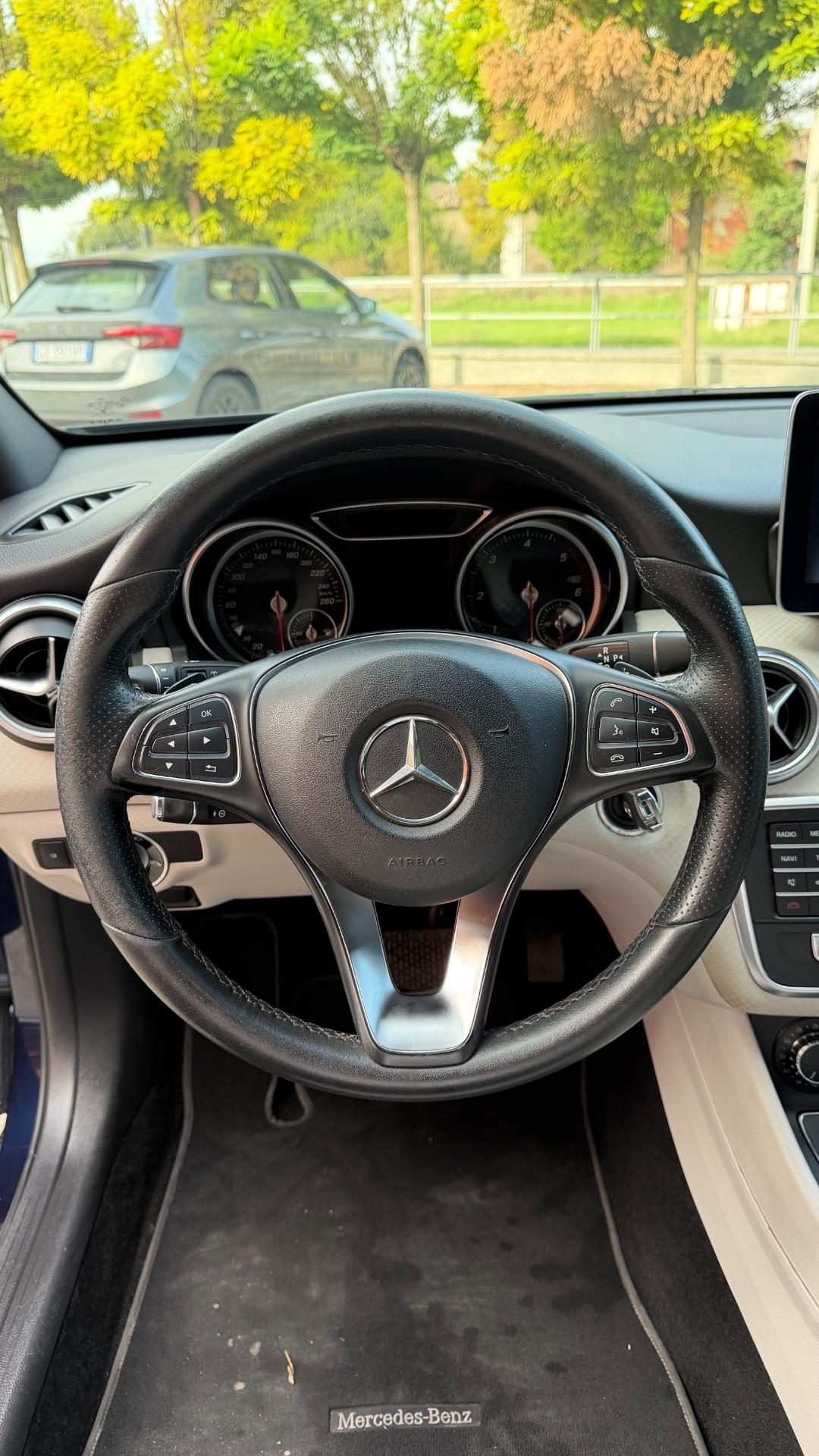 Mercedes-benz A 180 d Automatic Sport
