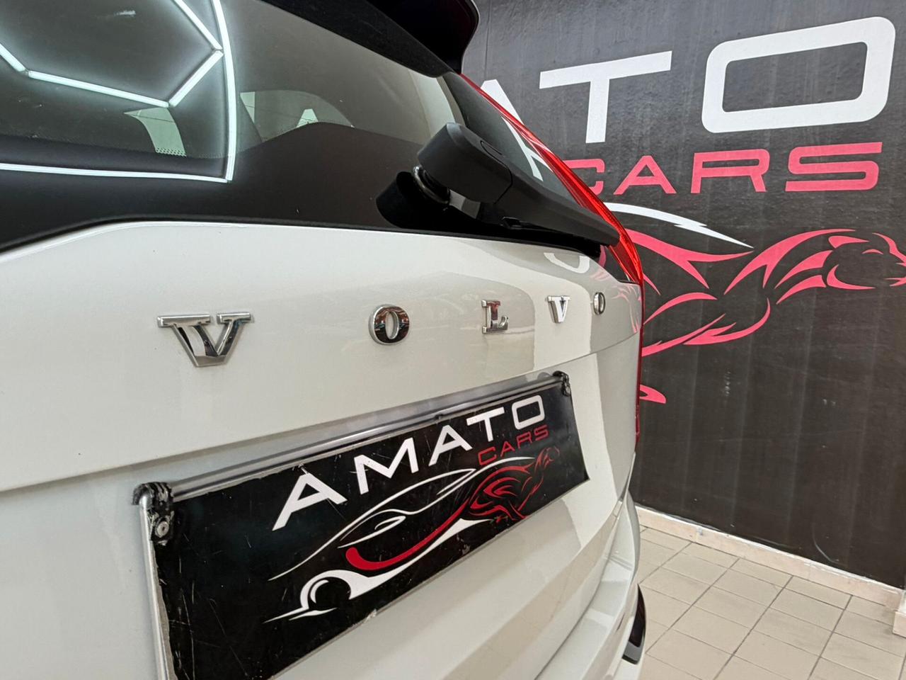 Volvo XC 90 XC90 B5 (d) AWD Geartronic R-design