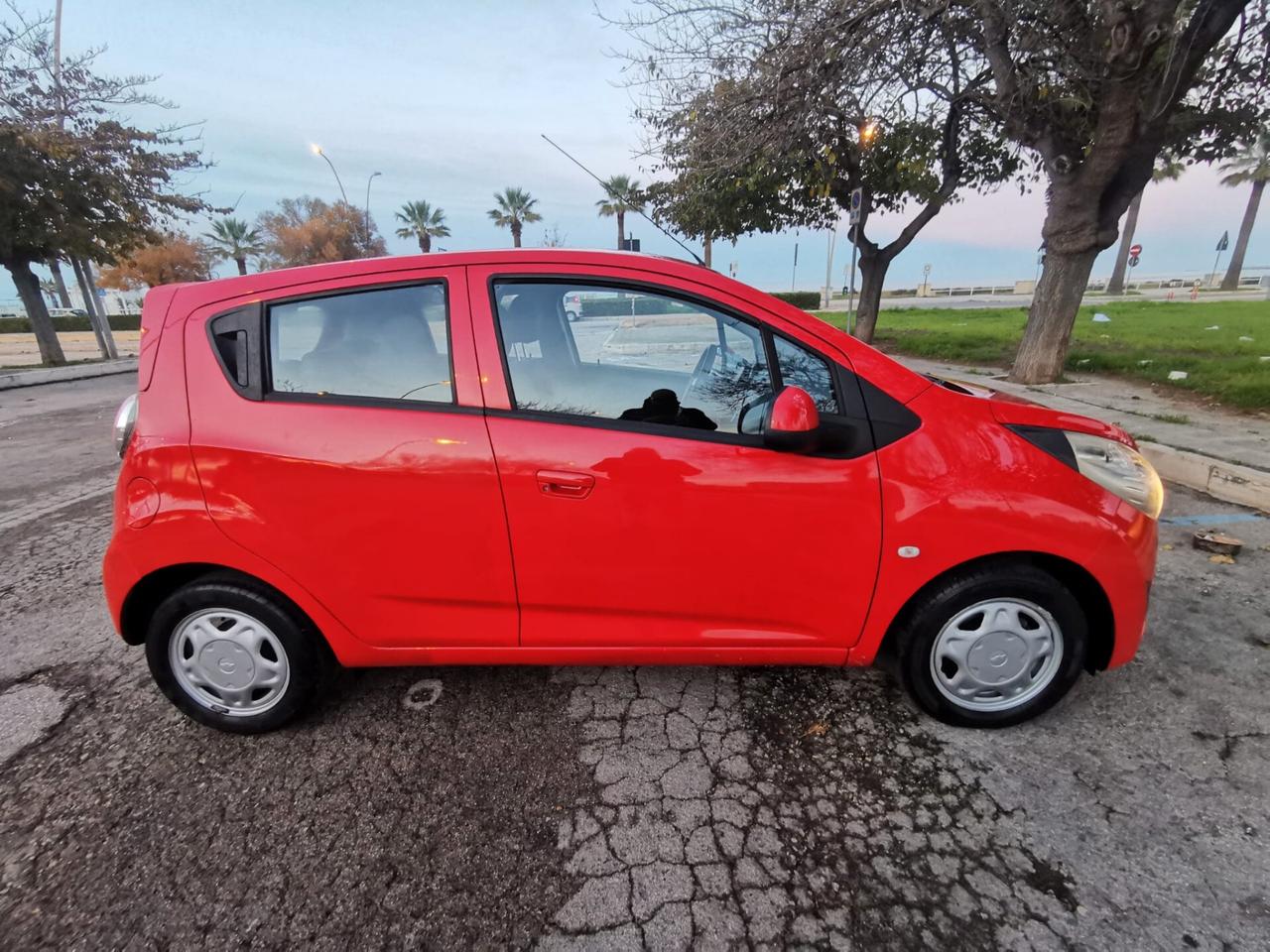 Chevrolet Spark 1.0 LS - 2012