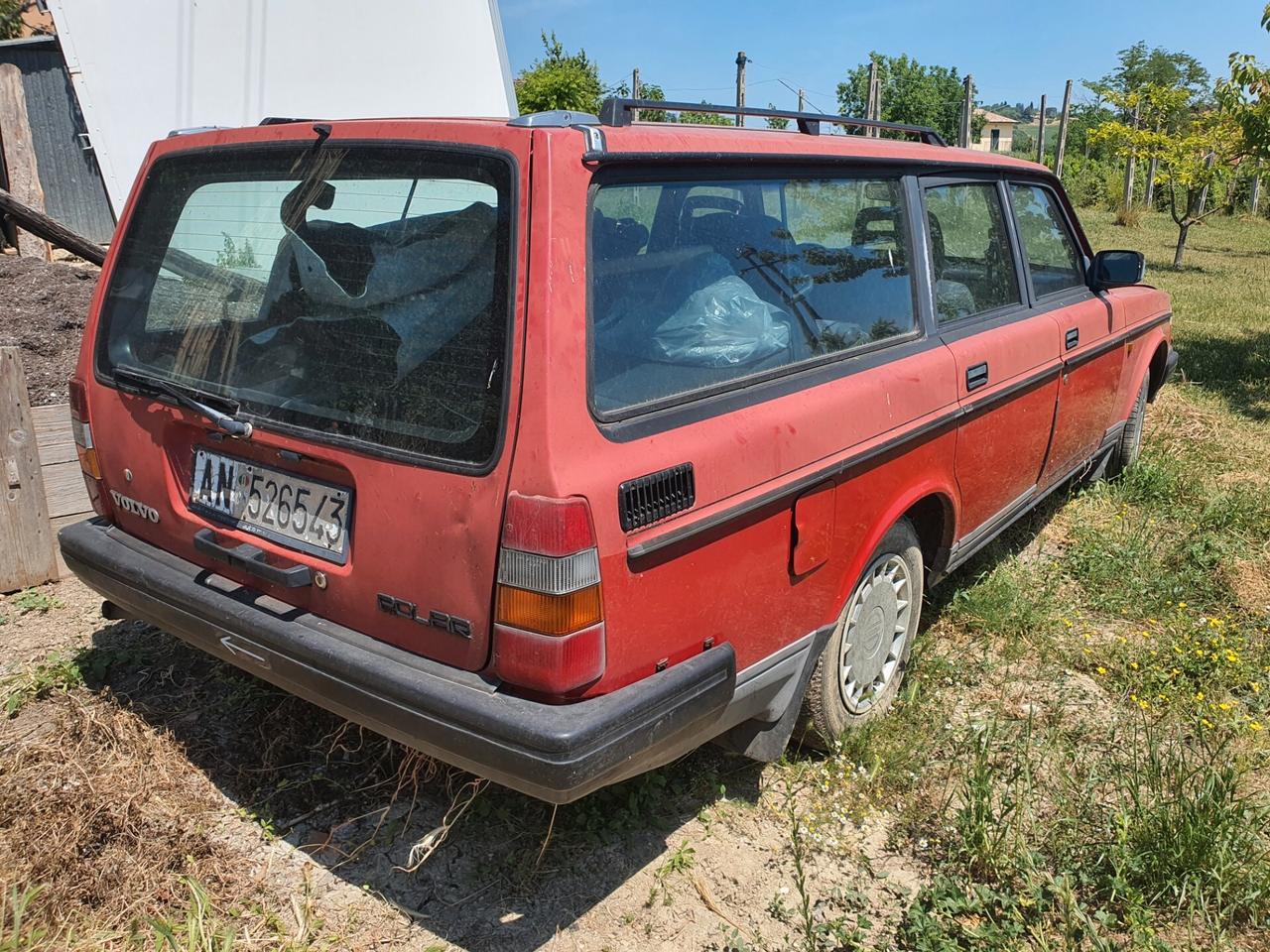VOLVO POLAR 2.0i SW 240-245