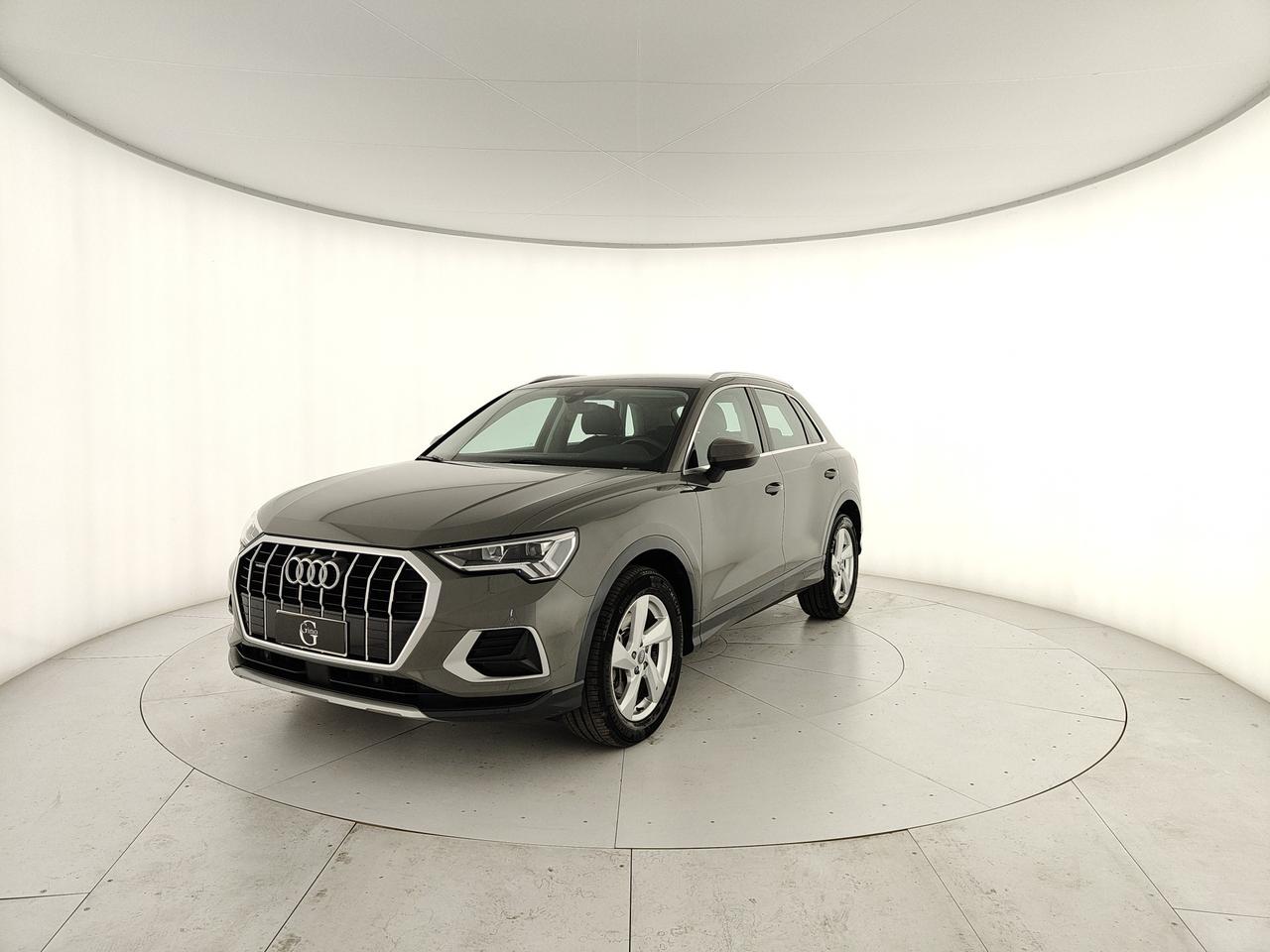 AUDI Q3 40 2.0 tdi Business quattro 190cv s-tronic