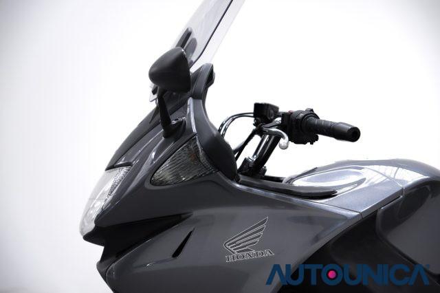 HONDA Deauville 700 NT700VA