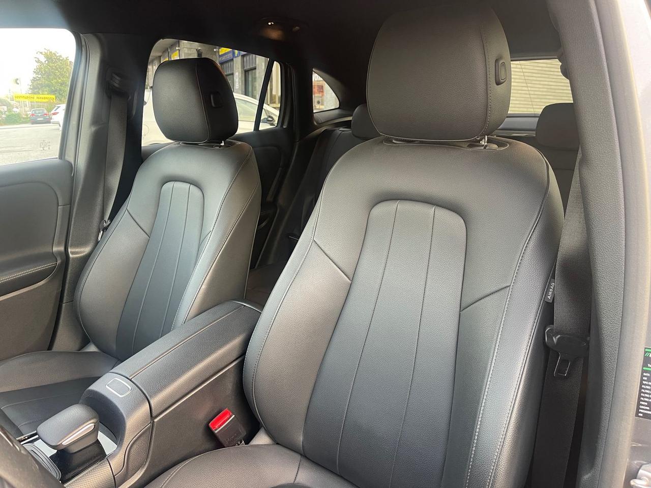 Mercedes-Benz GLA 200 D Sport Plus - PROMO F #7237