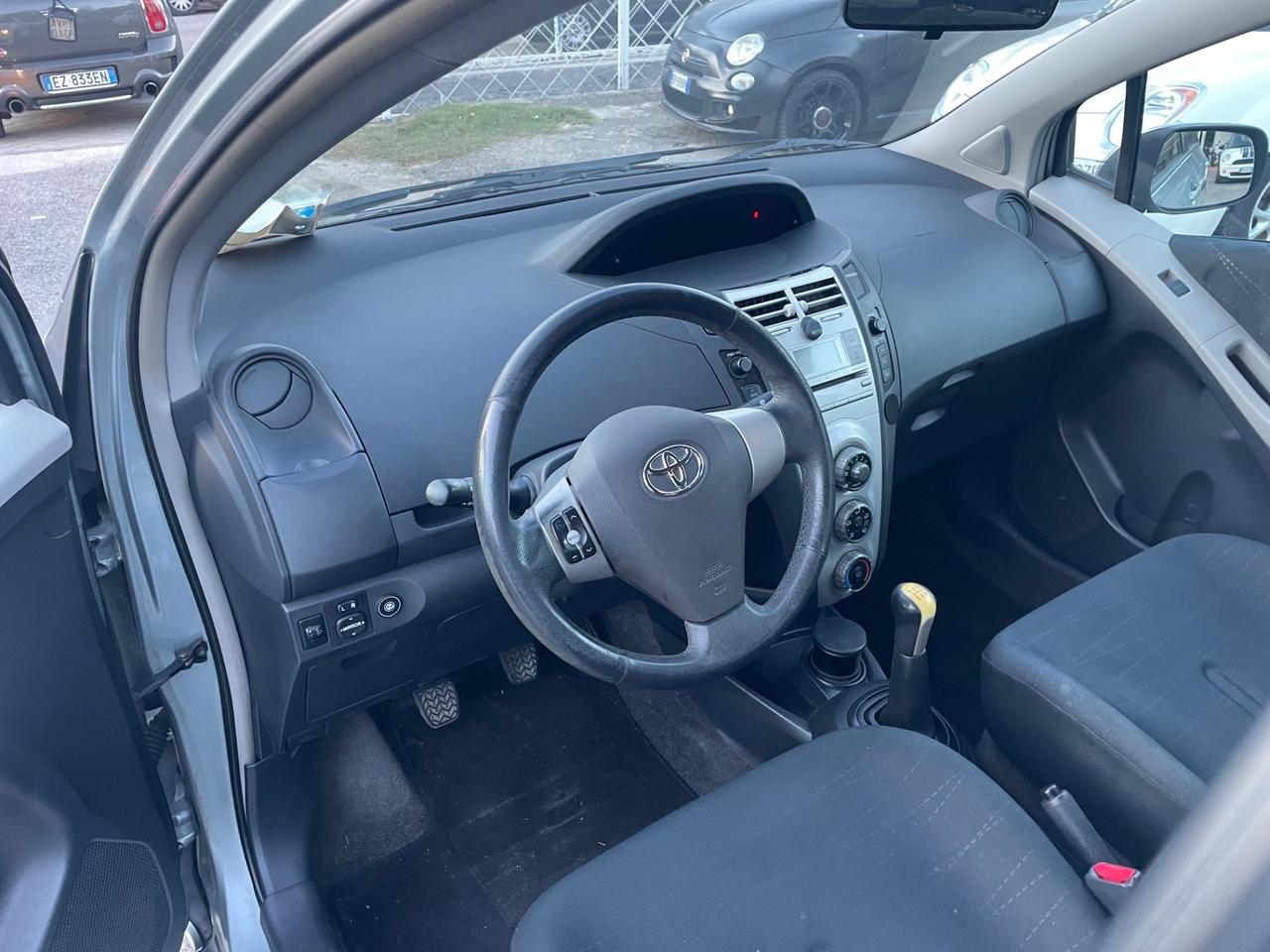 Toyota Yaris 1.3 Gpl