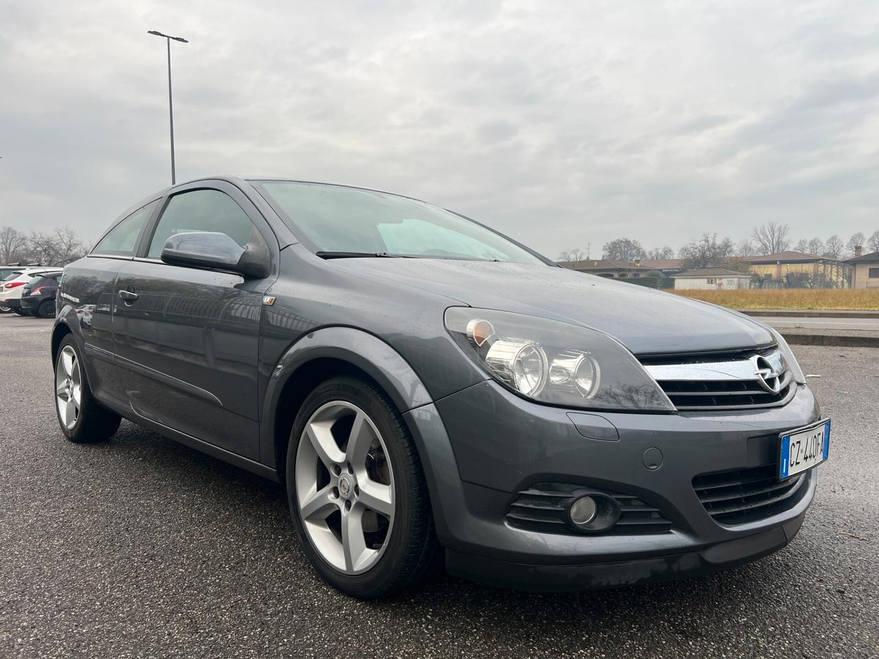 Opel Astra opel astra 1.7 cdti coupe GTC