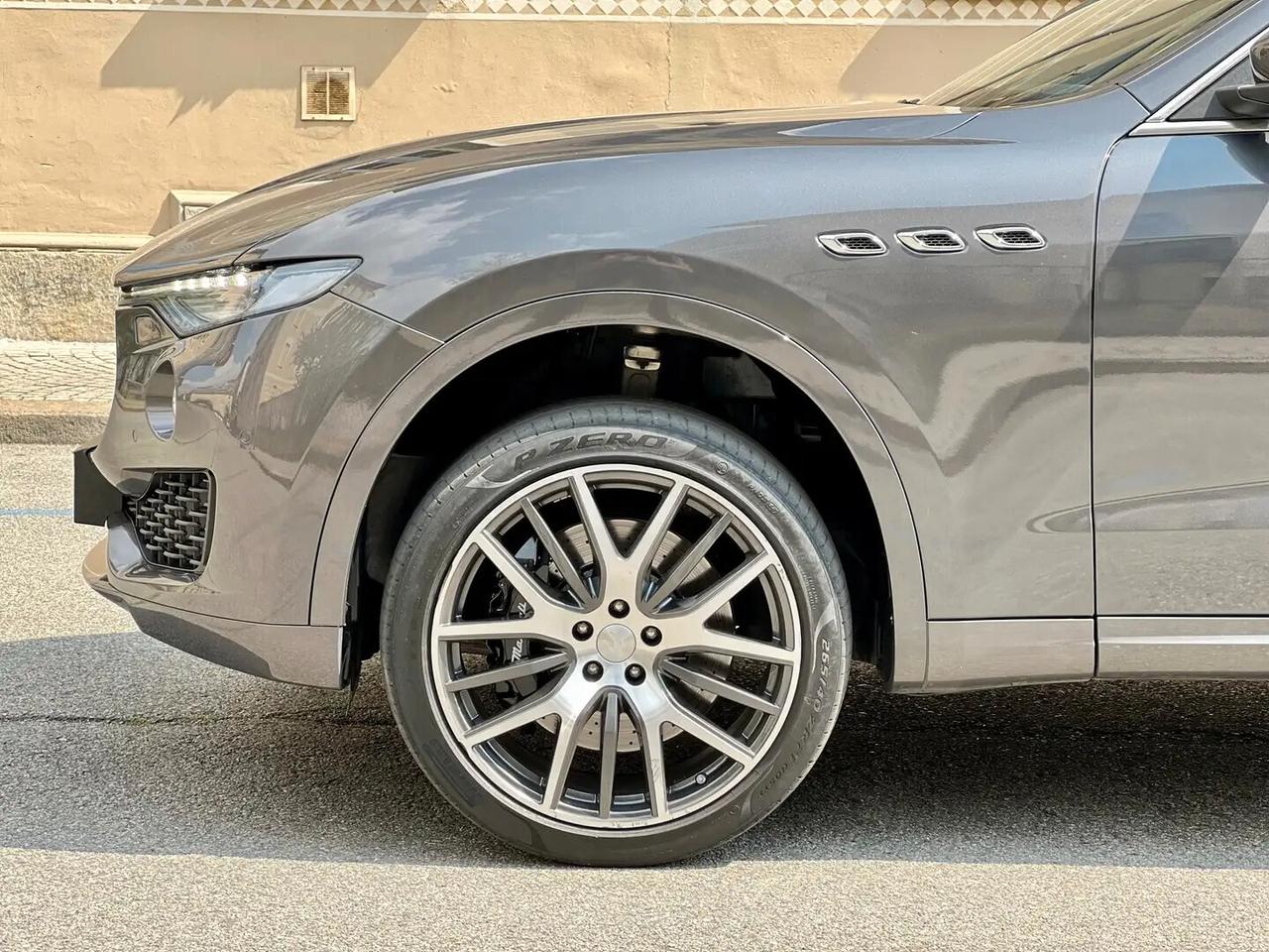 Maserati Levante V6 430 CV S AWD Granlusso