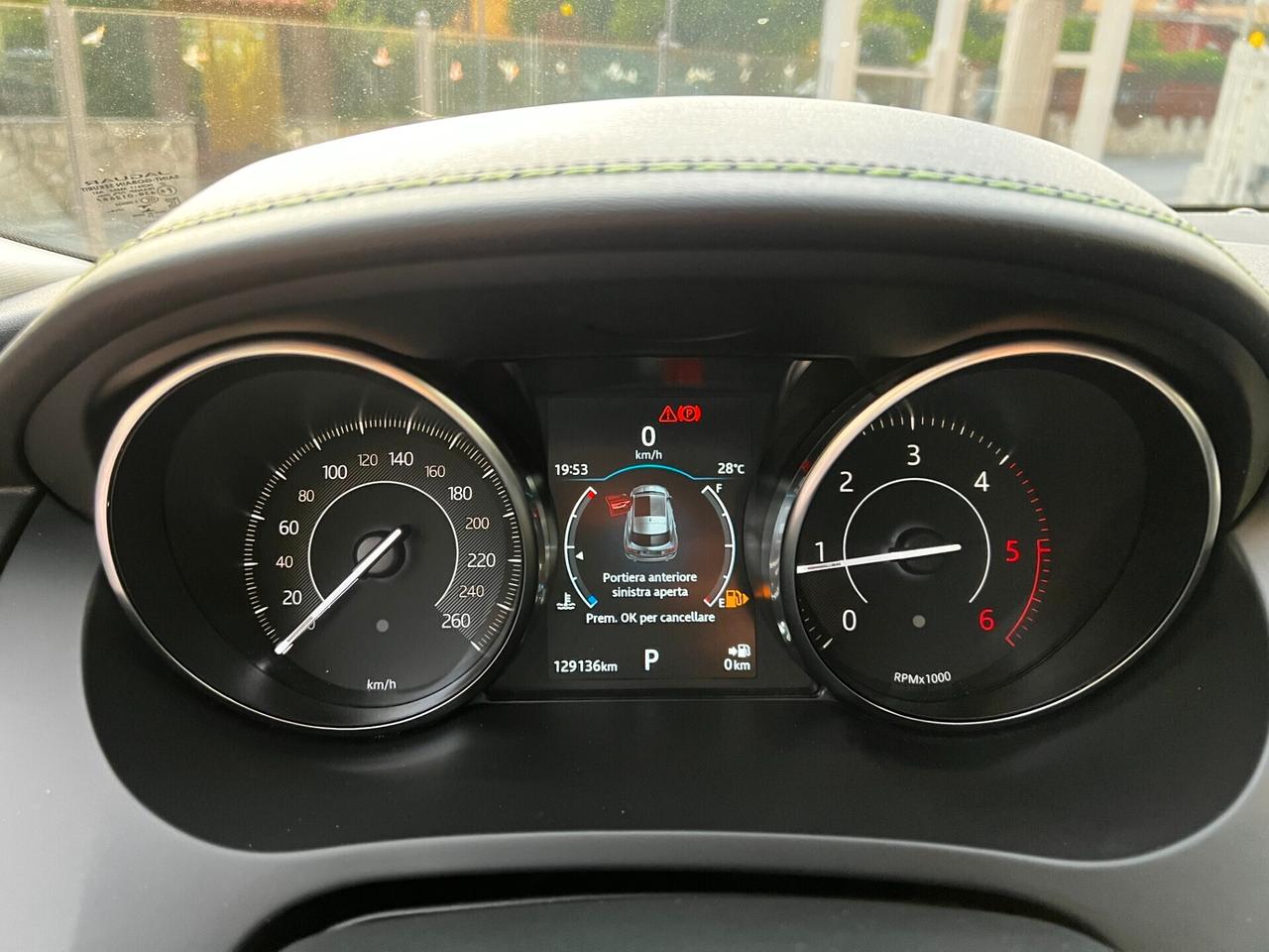 Jaguar E-Pace 2.0D 180 CV AWD aut. R-Dynamic
