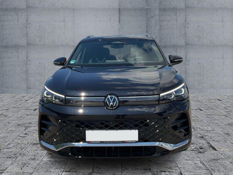 Volkswagen Tiguan 2.0 TDI 150 CV EVO SCR DSG Nuovo Modello R-Line 19" Led Matrix Camera 360°