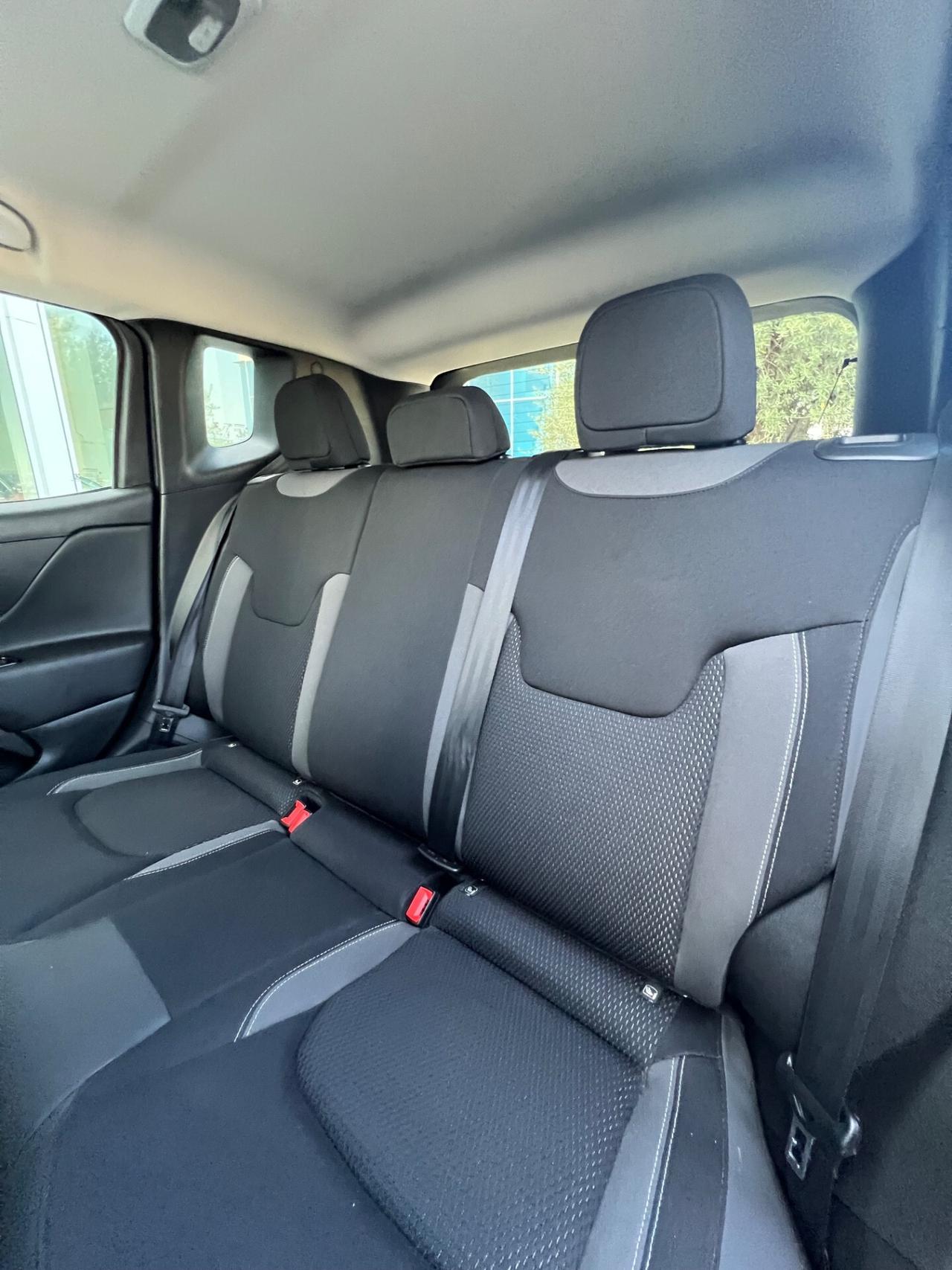 Jeep Renegade 1.6 Mjt 130 CV Limited - possibilità noleggio no scoring