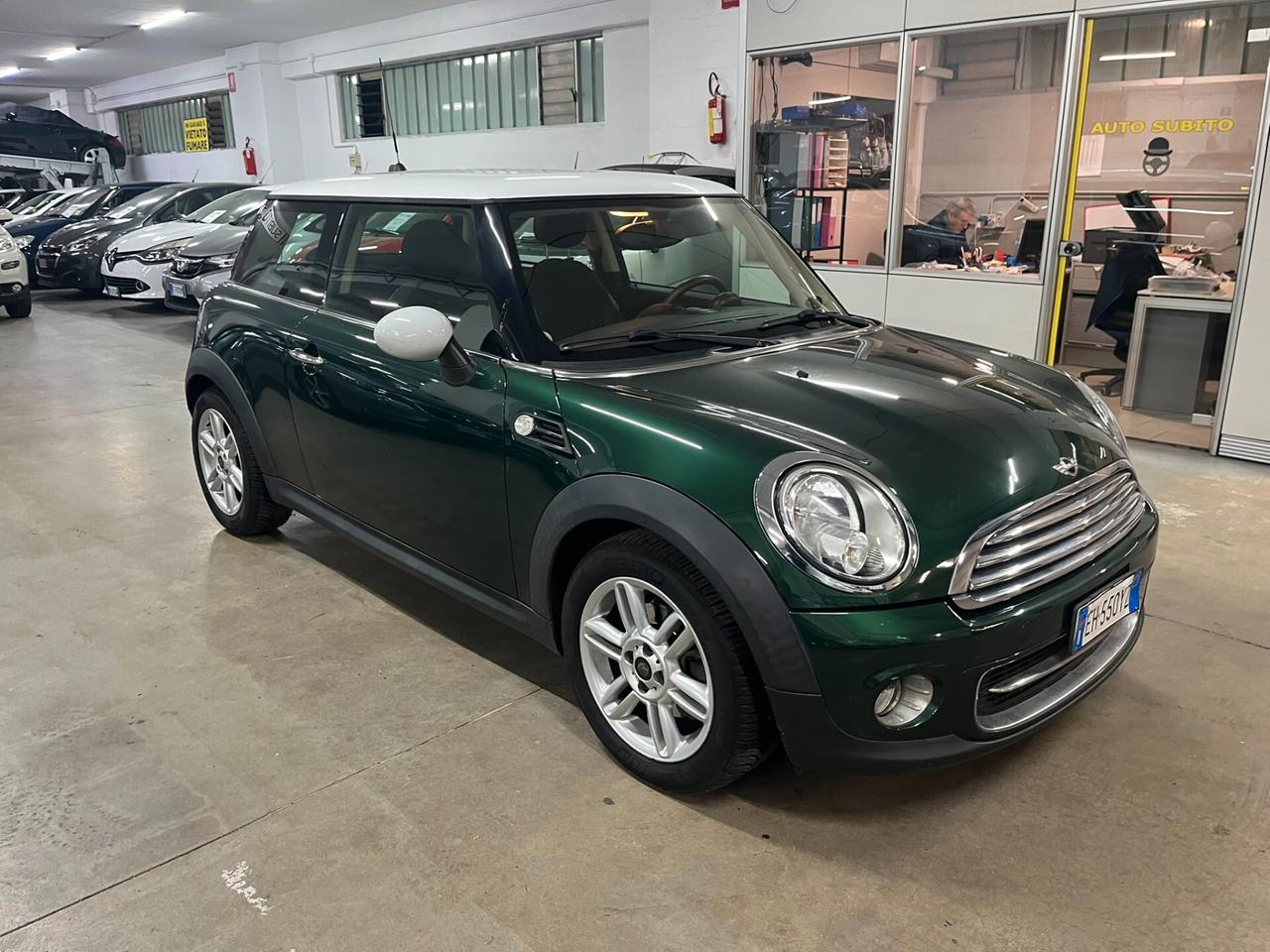 Mini Cooper 1.6 con solo 80mila km