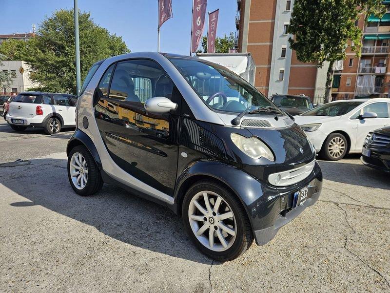 smart fortwo Fortwo 0.7 Smart Passion 61cv