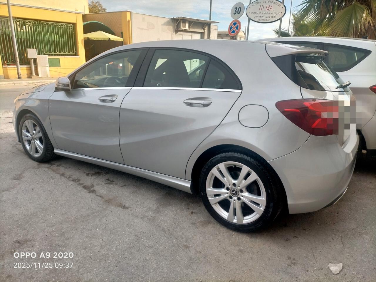 Mercedes-benz A 180 d Automatic Business