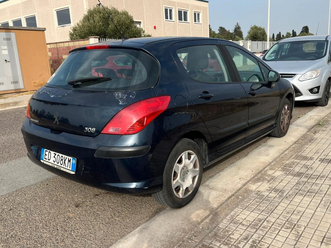 Peugeot 308 1.6 8V HDi 112CV 5p. 2010