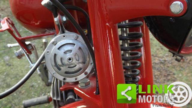 MOTO GUZZI Cardellino motoleggera 65 completamente restaurata