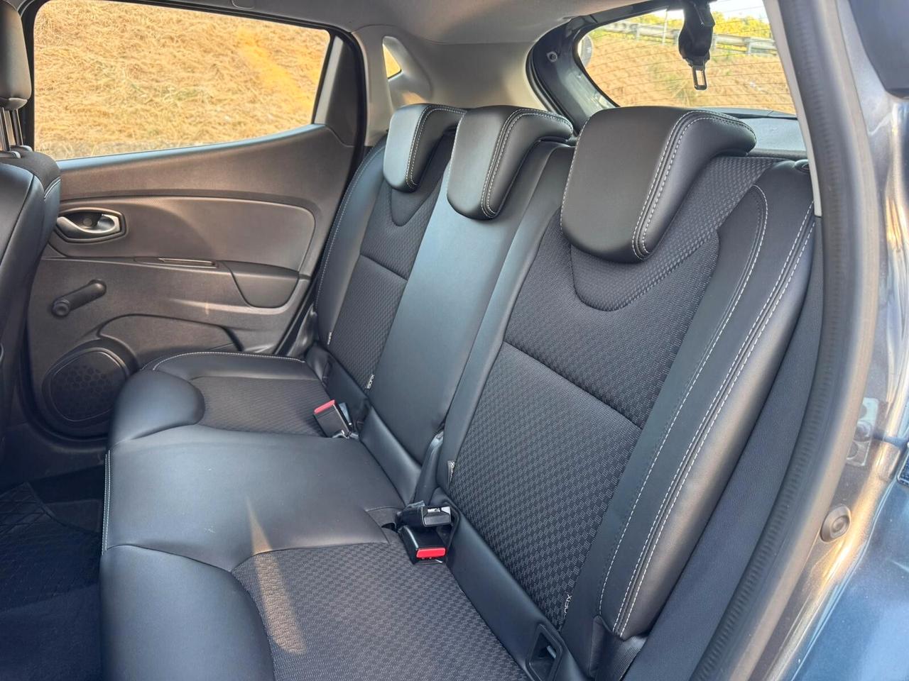 Renault Clio dCi 8V 90 CV Start&Stop 5 porte Energy Duel