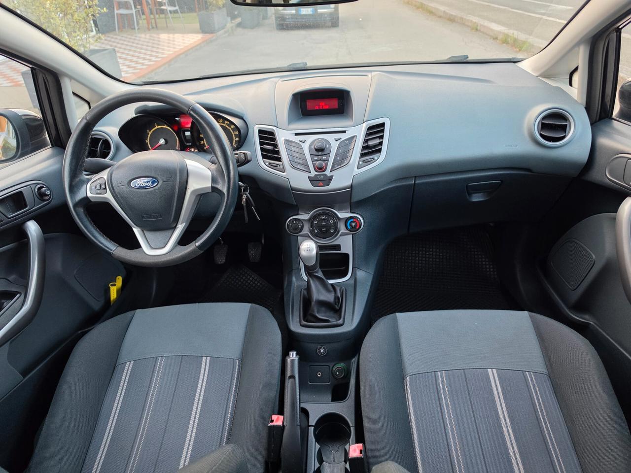 Ford Fiesta 1.4 5 porte Bz.- GPL Titanium