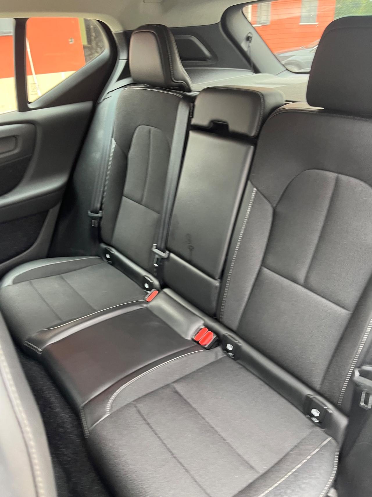 Volvo XC40 D3 AWD Momentum N1